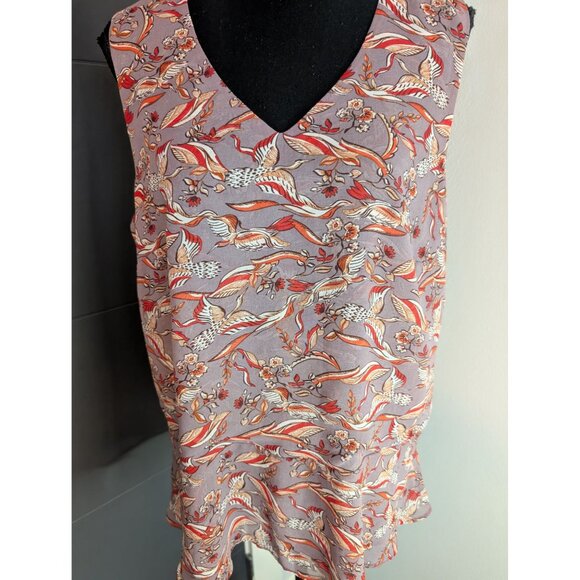 Cabi Good Luck Crane Print Red and Gray Sleeveless Blouse - L Style #3611 - Picture 2 of 10